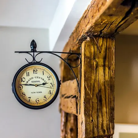 La Curiosité - 2 à Barr, Route Des Vins D'alsace * Barr